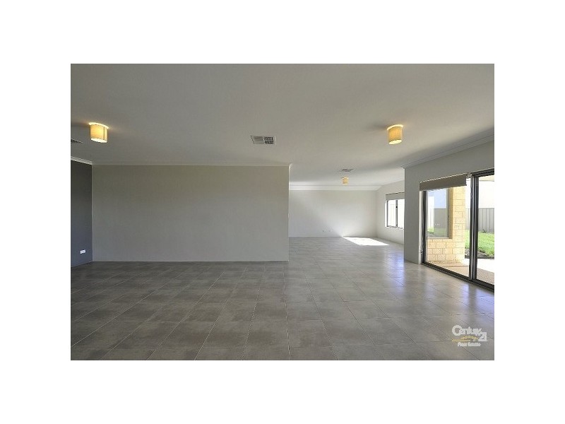 77 Cawana Parkway, Lakelands WA 6180