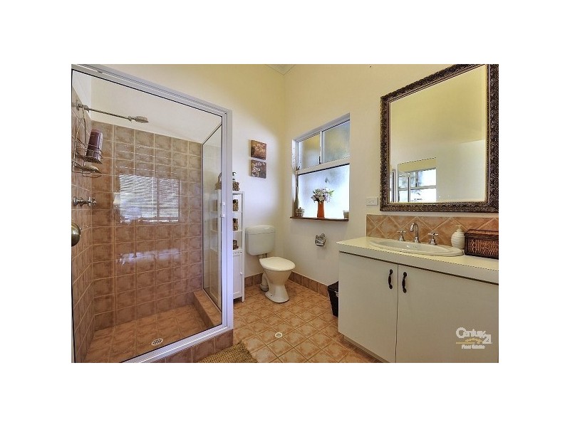 25 Corker Vale, Lake Clifton WA 6215