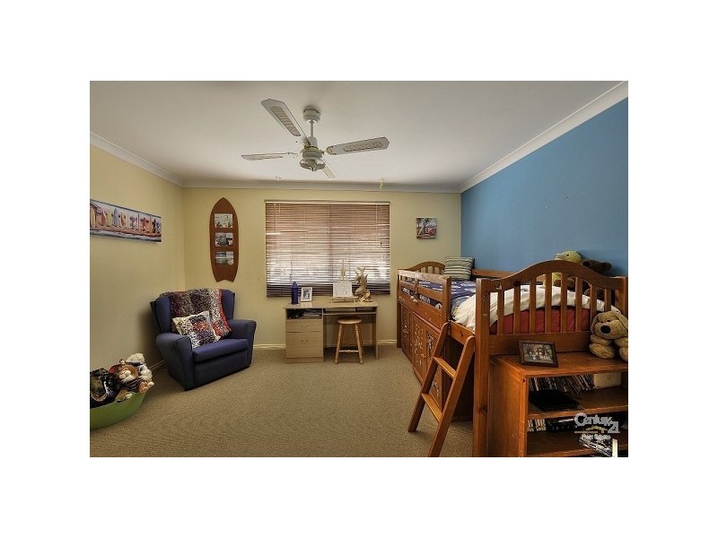 25 Corker Vale, Lake Clifton WA 6215