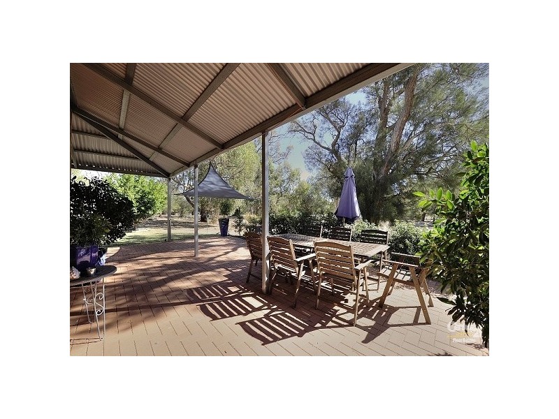 25 Corker Vale, Lake Clifton WA 6215