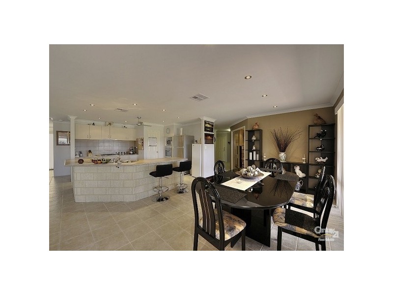 14 Sunset Circle, Pinjarra WA 6208