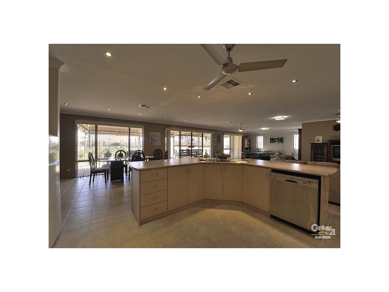 14 Sunset Circle, Pinjarra WA 6208