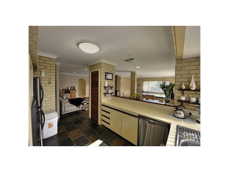 3 Hamilton Way, Silver Sands WA 6210