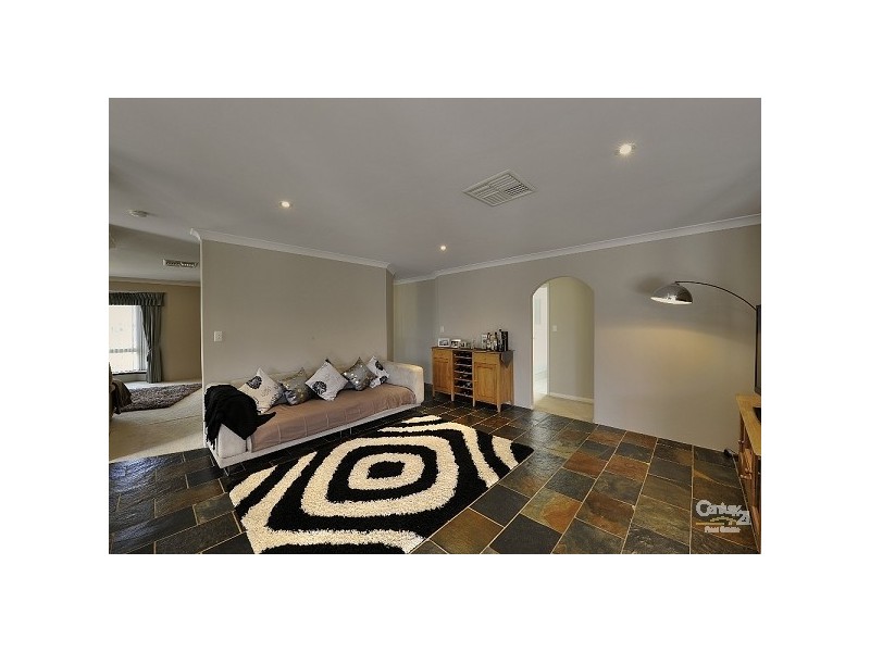 3 Hamilton Way, Silver Sands WA 6210
