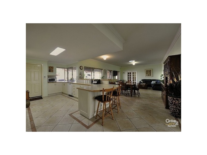 59 Silverton Crescent, Erskine WA 6210