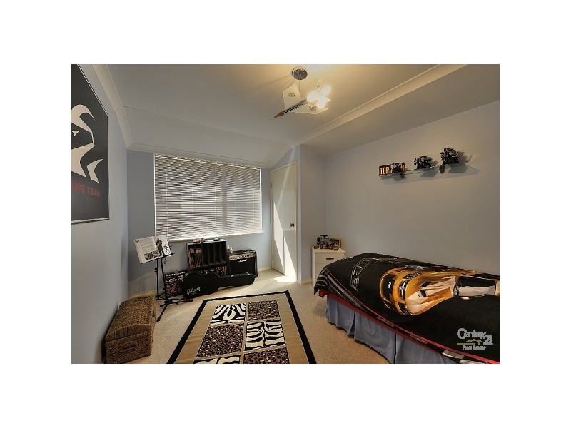 1 Gwalia Mews, Dudley Park WA 6210