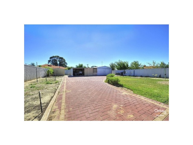 27 Kookaburra Drive, Greenfields WA 6210