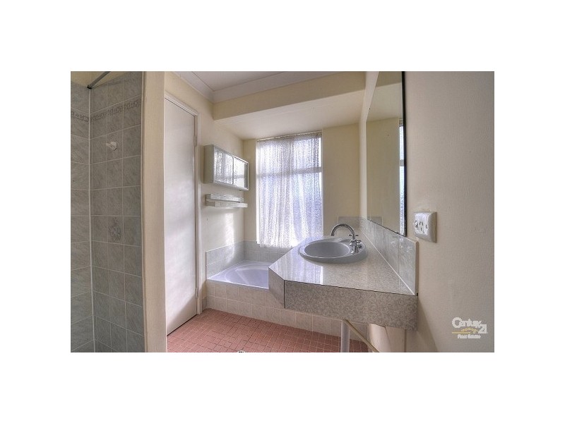 1A Birkdale Court, Halls Head WA 6210
