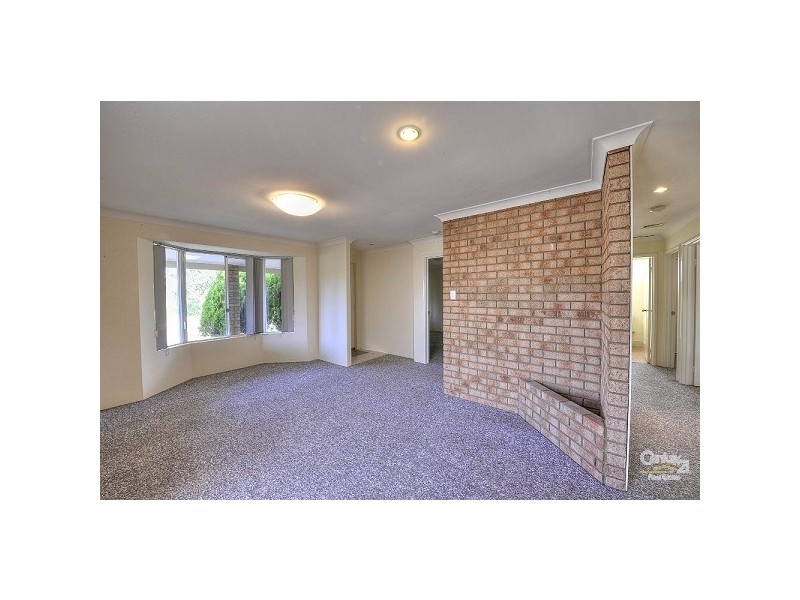 1A Birkdale Court, Halls Head WA 6210