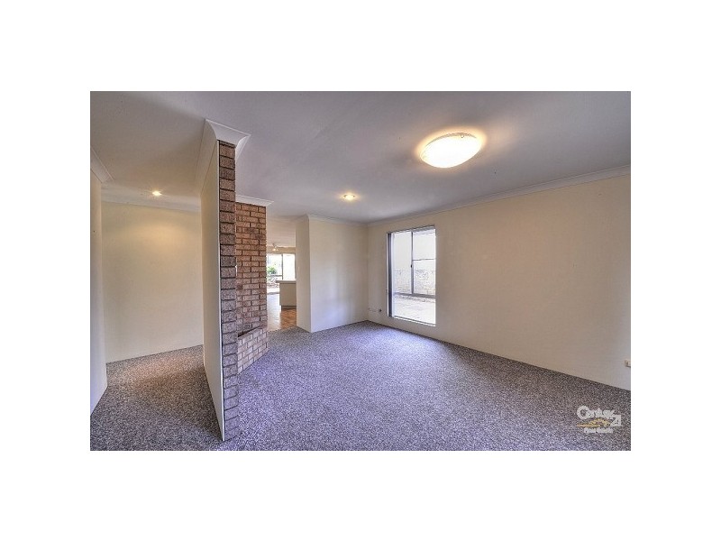 1A Birkdale Court, Halls Head WA 6210