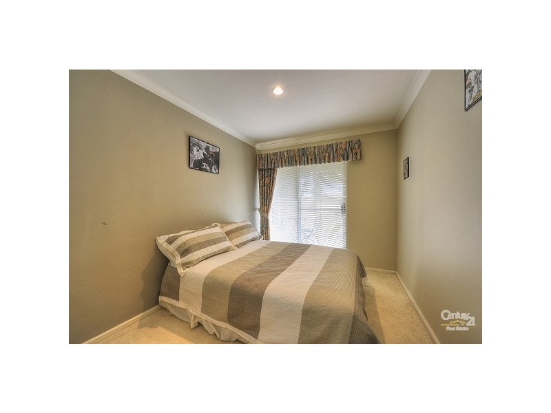 32 Cambria Island Retreat, Halls Head WA 6210