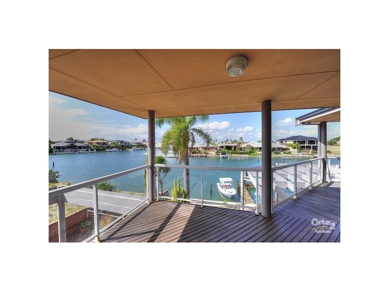 32 Cambria Island Retreat, Halls Head WA 6210