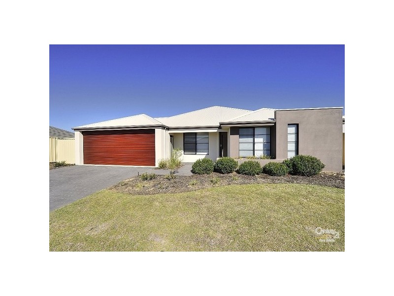 35 Lismore Ridge, Lakelands WA 6180