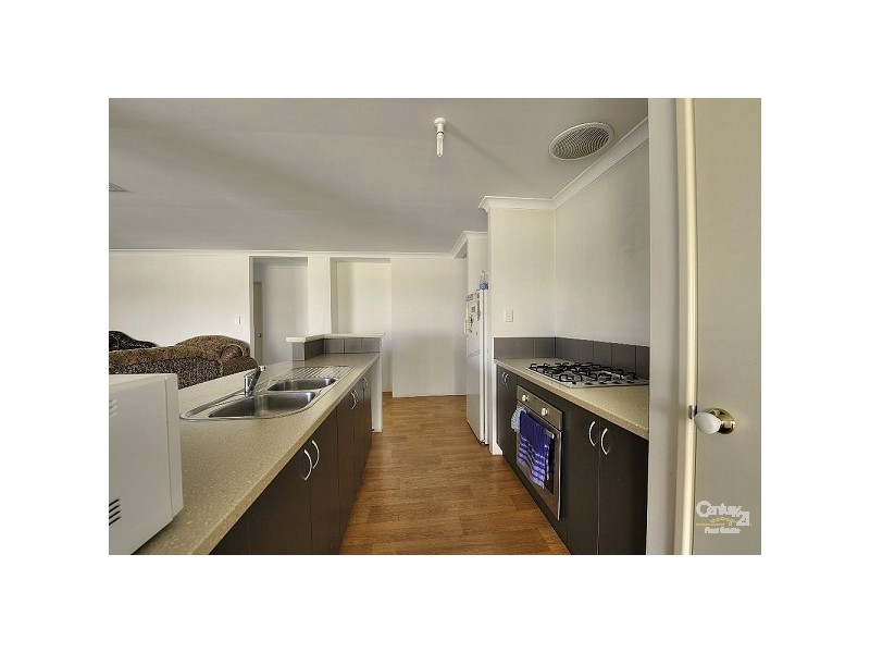 35 Lismore Ridge, Lakelands WA 6180