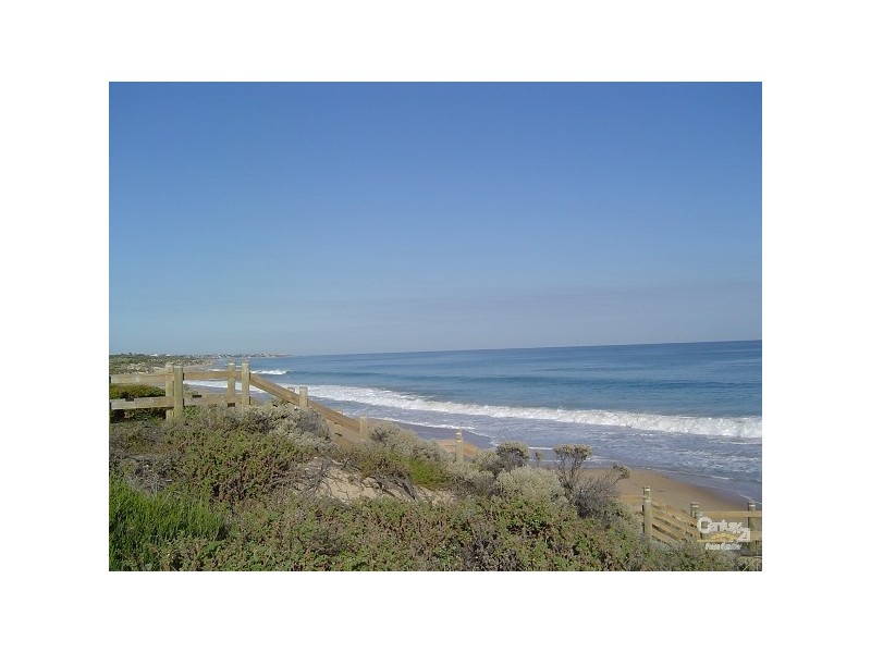 19 Lomatia Ramble, Halls Head WA 6210