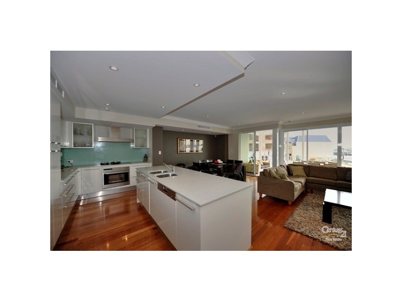 1/16 Cannaregio Square, Mandurah WA 6210