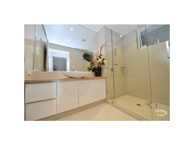 1/16 Cannaregio Square, Mandurah WA 6210
