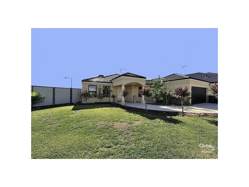 6 Camden Way, Meadow Springs WA 6210