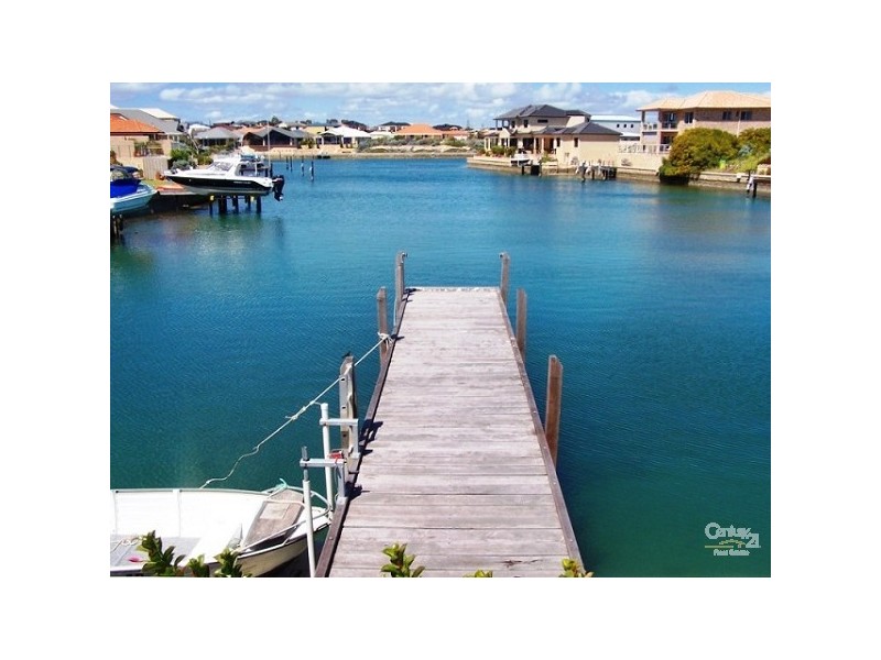 27 Voyager Close, Wannanup WA 6210