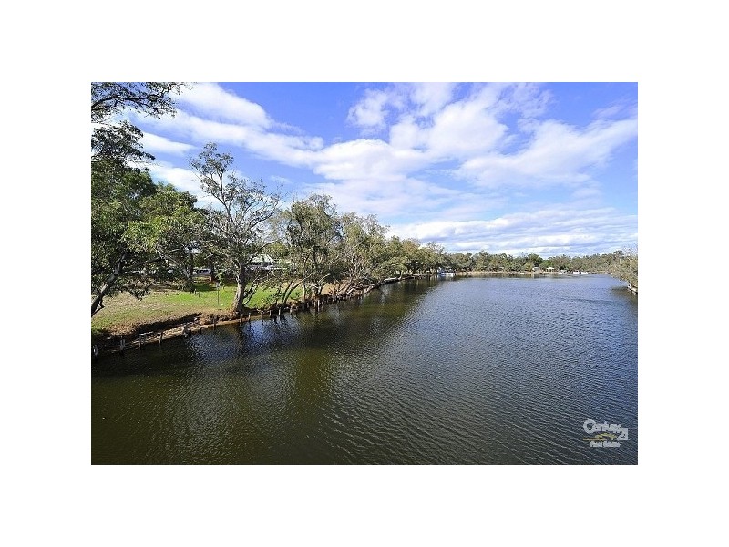 12 Holloway Turn, Ravenswood WA 6208