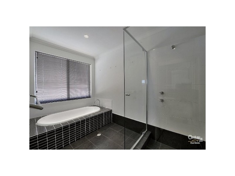 28 Jasper Way LAKELANDS, Mandurah WA 6210