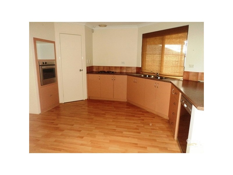 10 Dalwallinu Terrace DAWESVILLE, Mandurah WA 6210