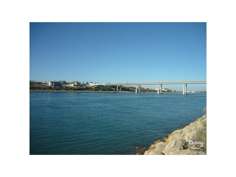 2 Nautical Pass, Dawesville WA 6211