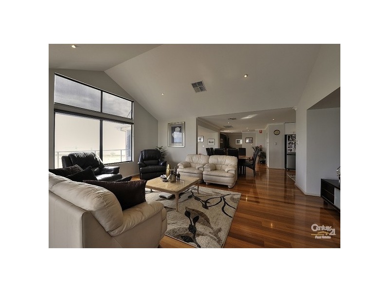 6/42 Spinnaker Quay, Mandurah WA 6210