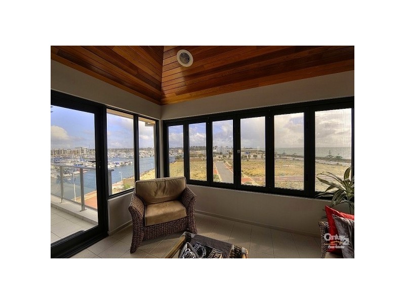 6/42 Spinnaker Quay, Mandurah WA 6210