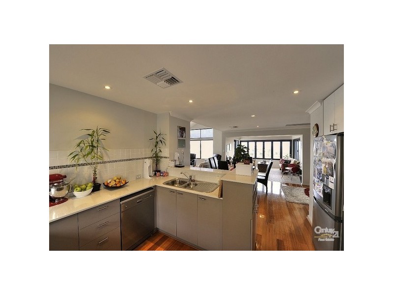6/42 Spinnaker Quay, Mandurah WA 6210