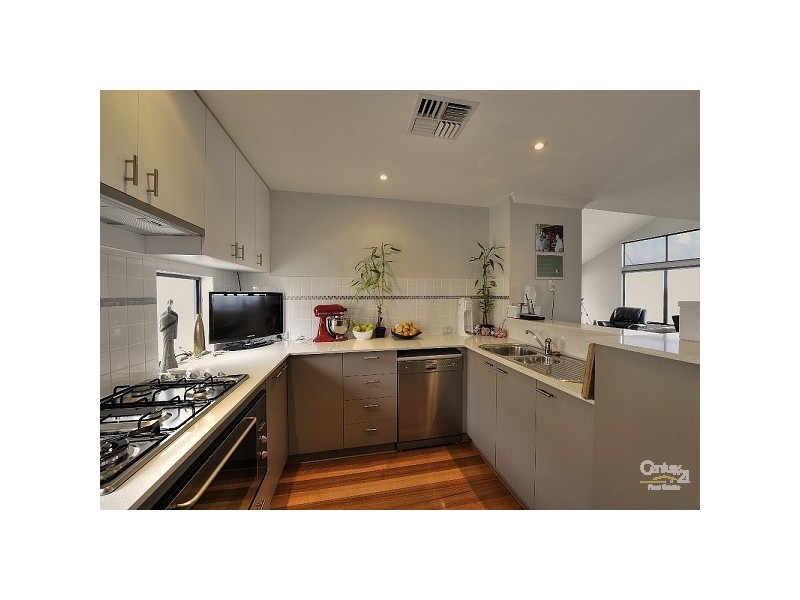 6/42 Spinnaker Quay, Mandurah WA 6210