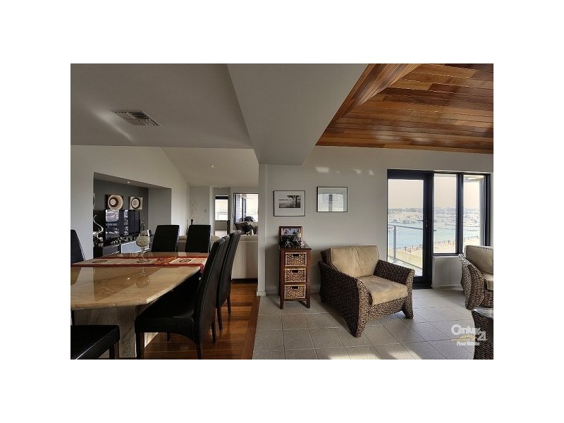 6/42 Spinnaker Quay, Mandurah WA 6210