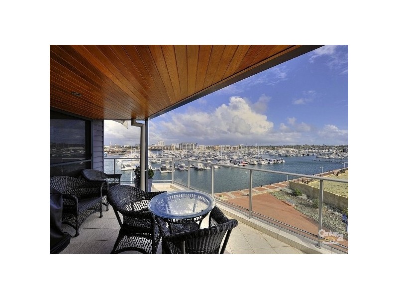 6/42 Spinnaker Quay, Mandurah WA 6210