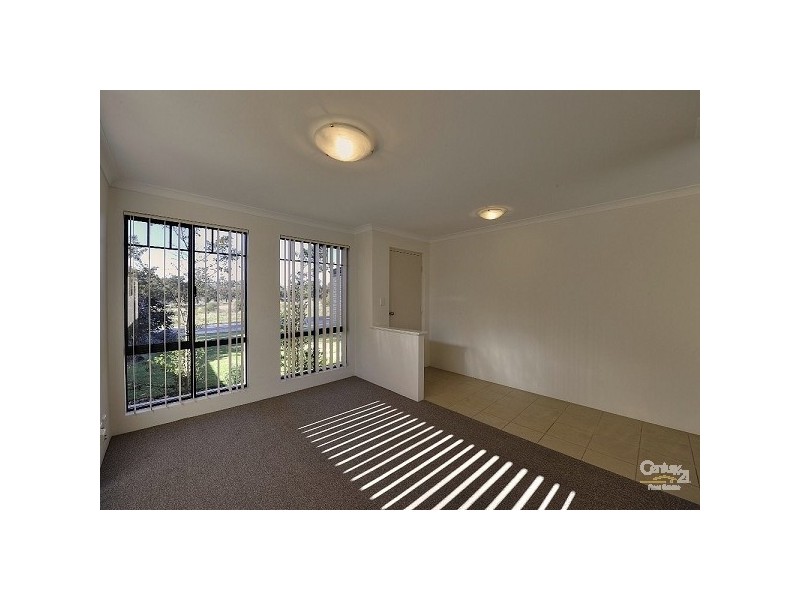 808 Warburton Trail, Lakelands WA 6180