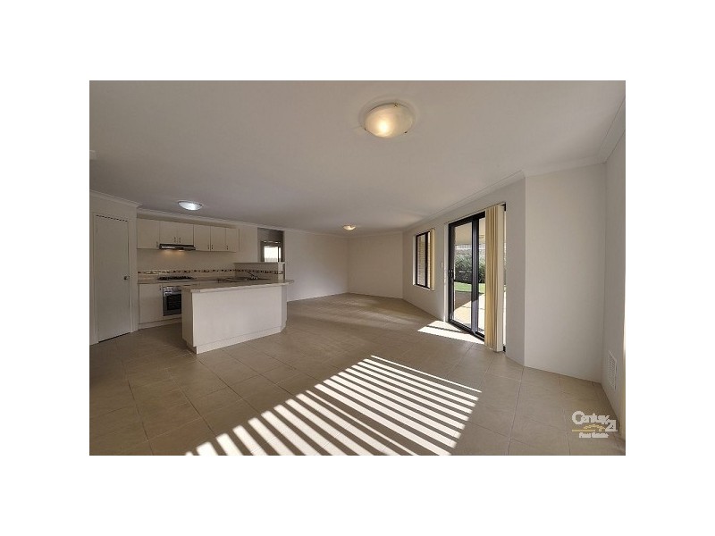 808 Warburton Trail, Lakelands WA 6180