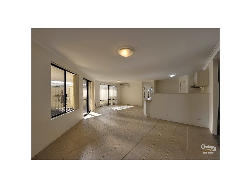 808 Warburton Trail, Lakelands WA 6180