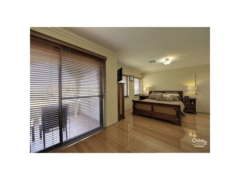 53 Ronsard Drive, San Remo WA 6210