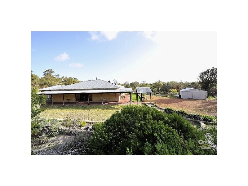 58 Gaston Crescent, Lake Clifton WA 6215