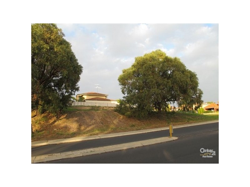 43 Seawind Drive, Silver Sands WA 6210