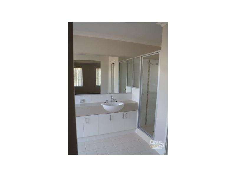 24 Carissa Turn HALLS HEAD, Mandurah WA 6210