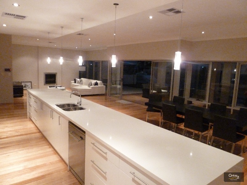 9 Twilight Court, The Islands, Dudley Park WA 6210