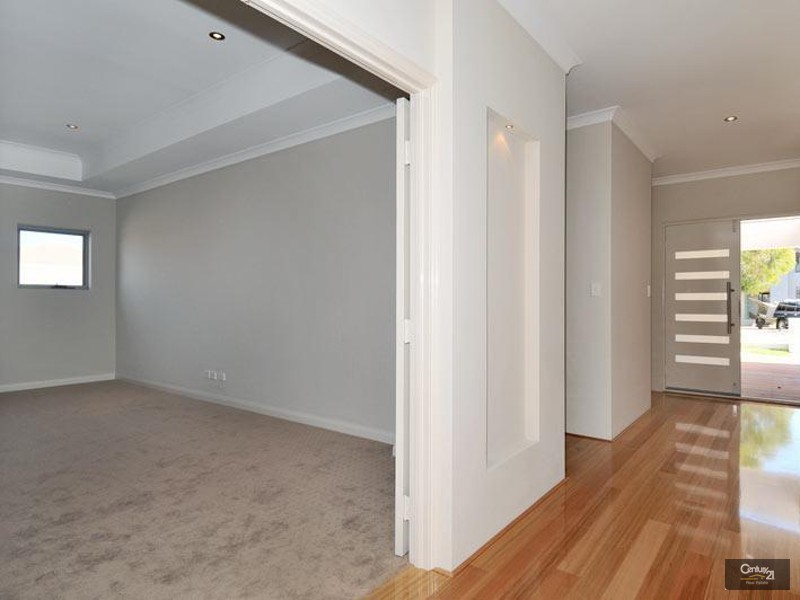 9 Twilight Court, The Islands, Dudley Park WA 6210