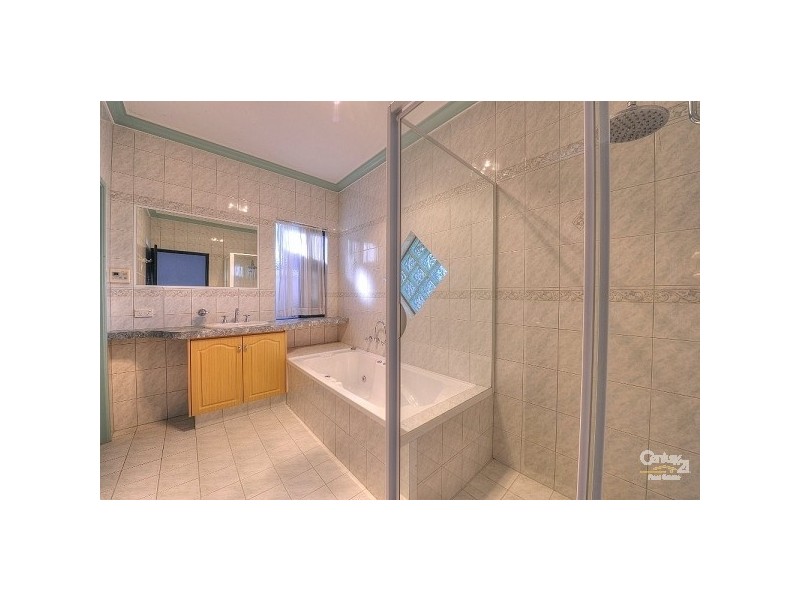 12 Chennile Vista, Halls Head WA 6210