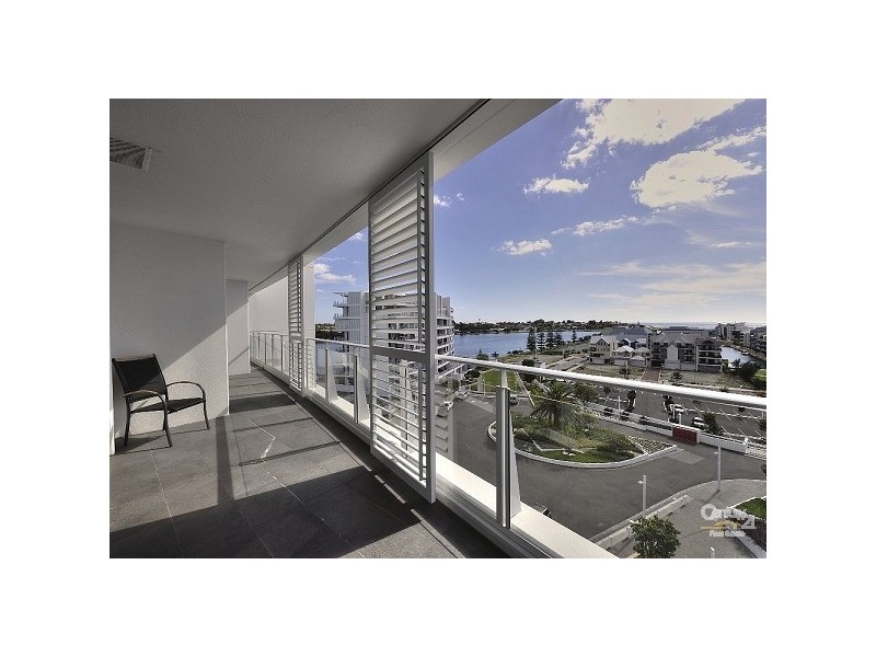 801/3 Marco Polo Drive, Mandurah WA 6210