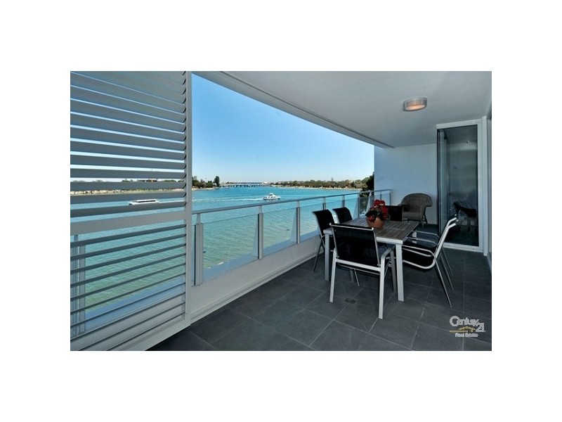 403/3 Marco Polo Drive, Mandurah WA 6210