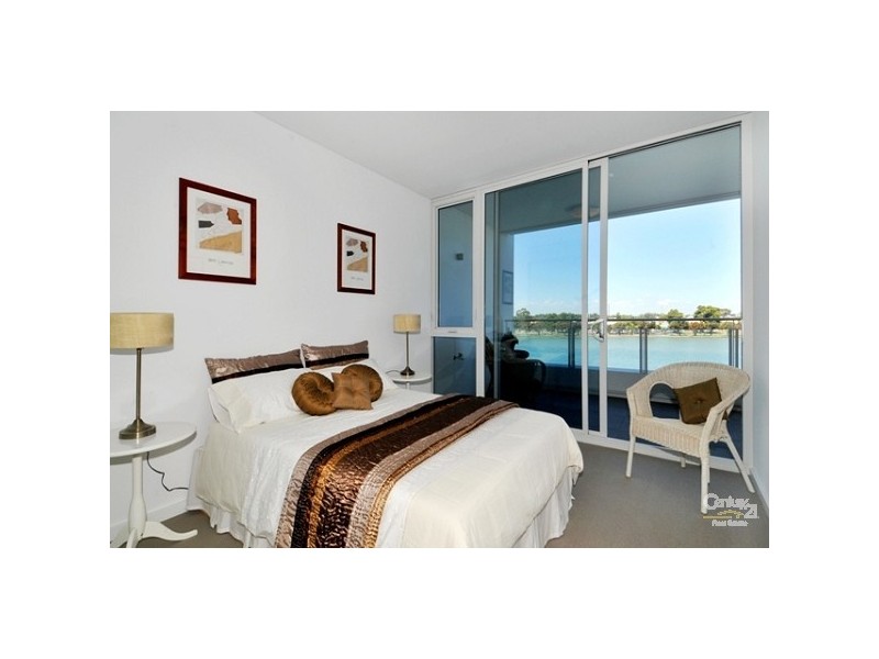 403/3 Marco Polo Drive, Mandurah WA 6210