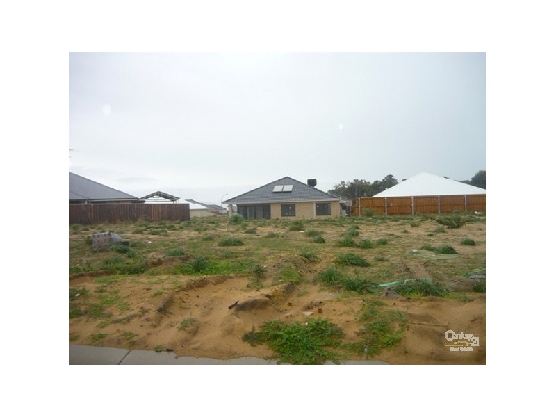 7 Splendens Turn, Halls Head WA 6210