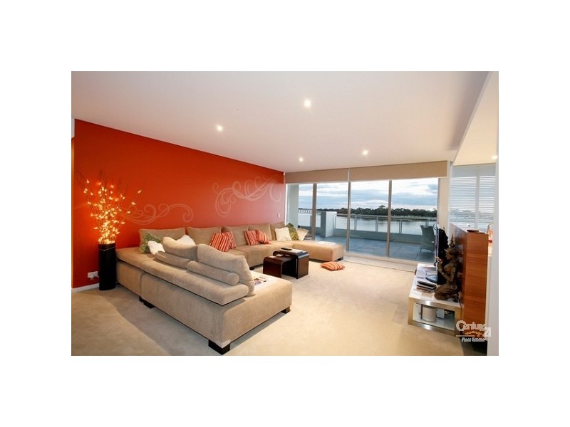 303/5 Marco Polo Drive, Mandurah WA 6210