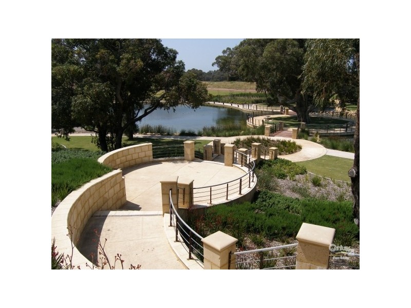 9 Winslow Court LAKELANDS, Mandurah WA 6210