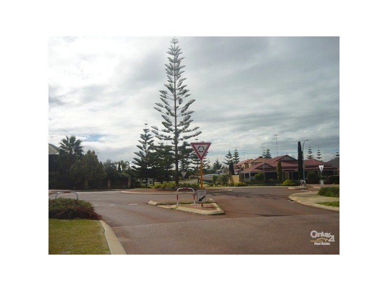 7 Mercury Crescent, Falcon WA 6210